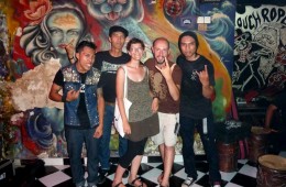 Insieme ai Racun Timur Menggoda, band punk di Bali