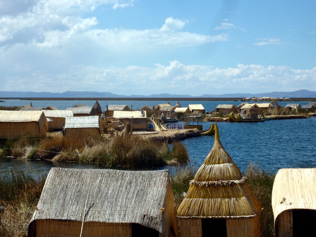 Le incredibili isole galleggianti degli Uros sul Lago Titicaca