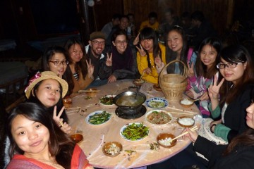 Cose da fare in Cina. Pranzo con amici locali