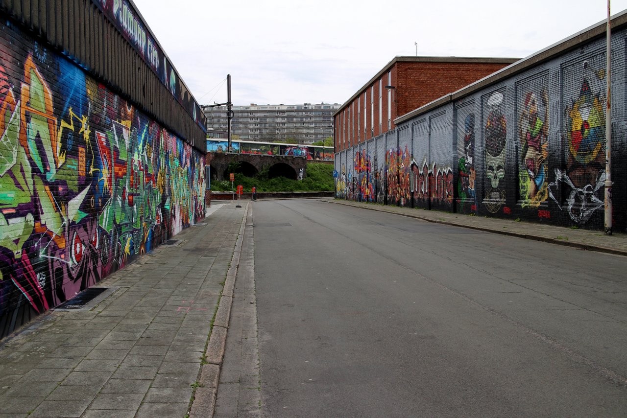 graffiti di anversa e street art: New Zuremborg
