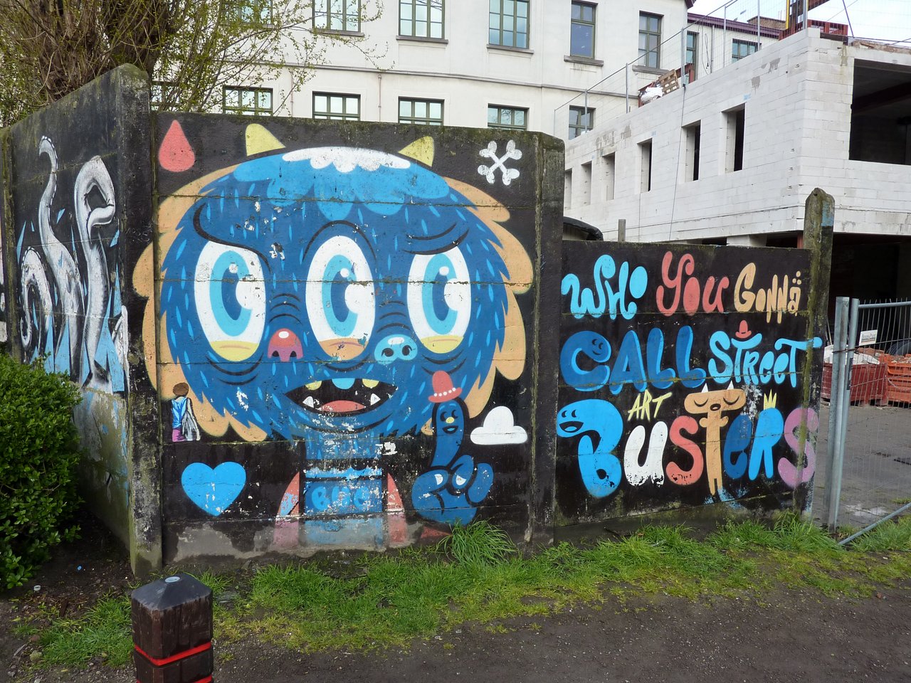 Street art e Graffiti di Gent: Bue the warrior