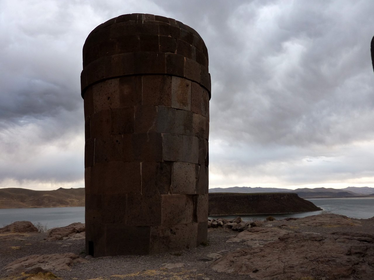 lago titicaca fai da te: chullpas a sillustani