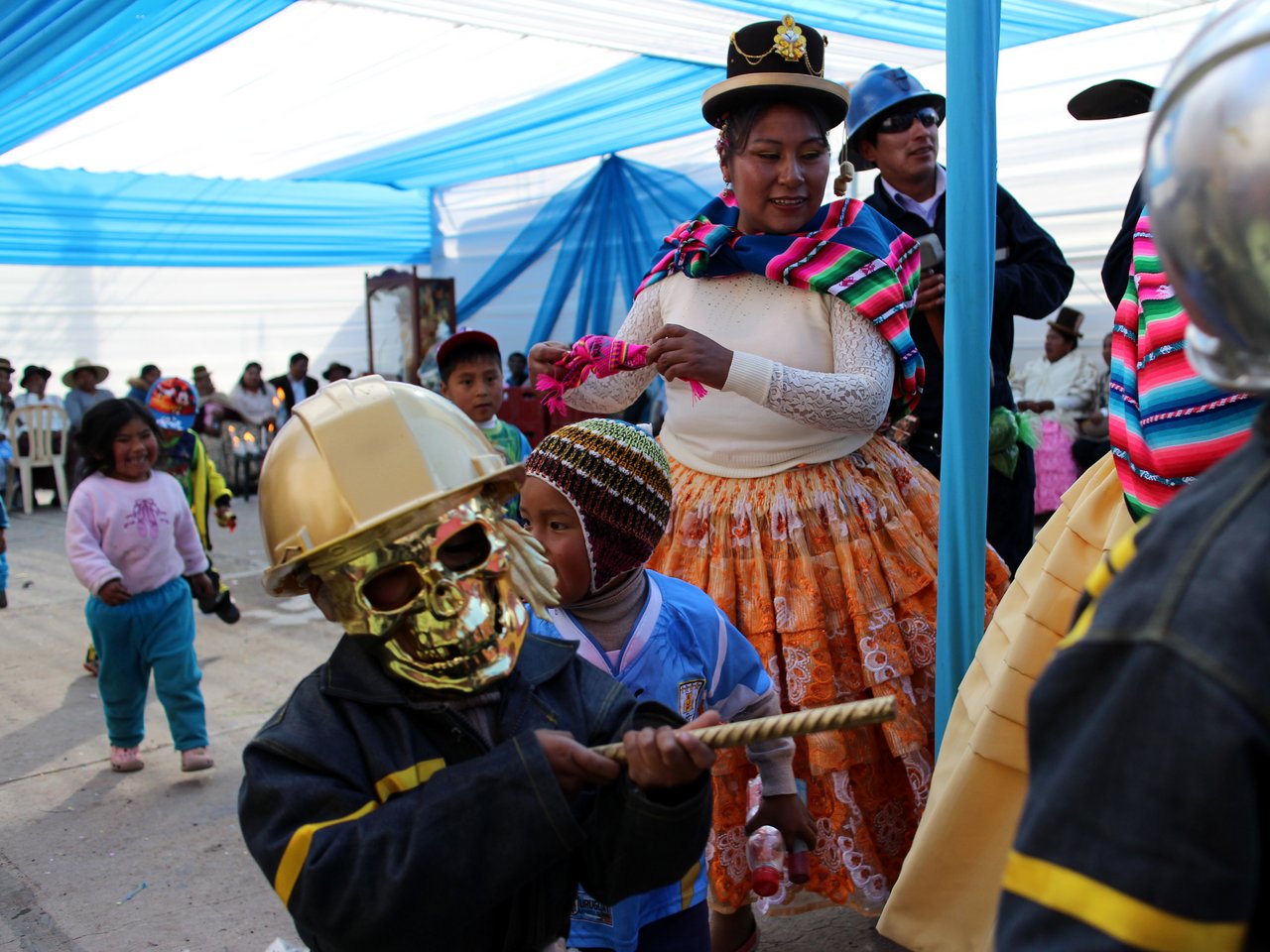 lago titicaca fai da te: festa di quartiere a puno