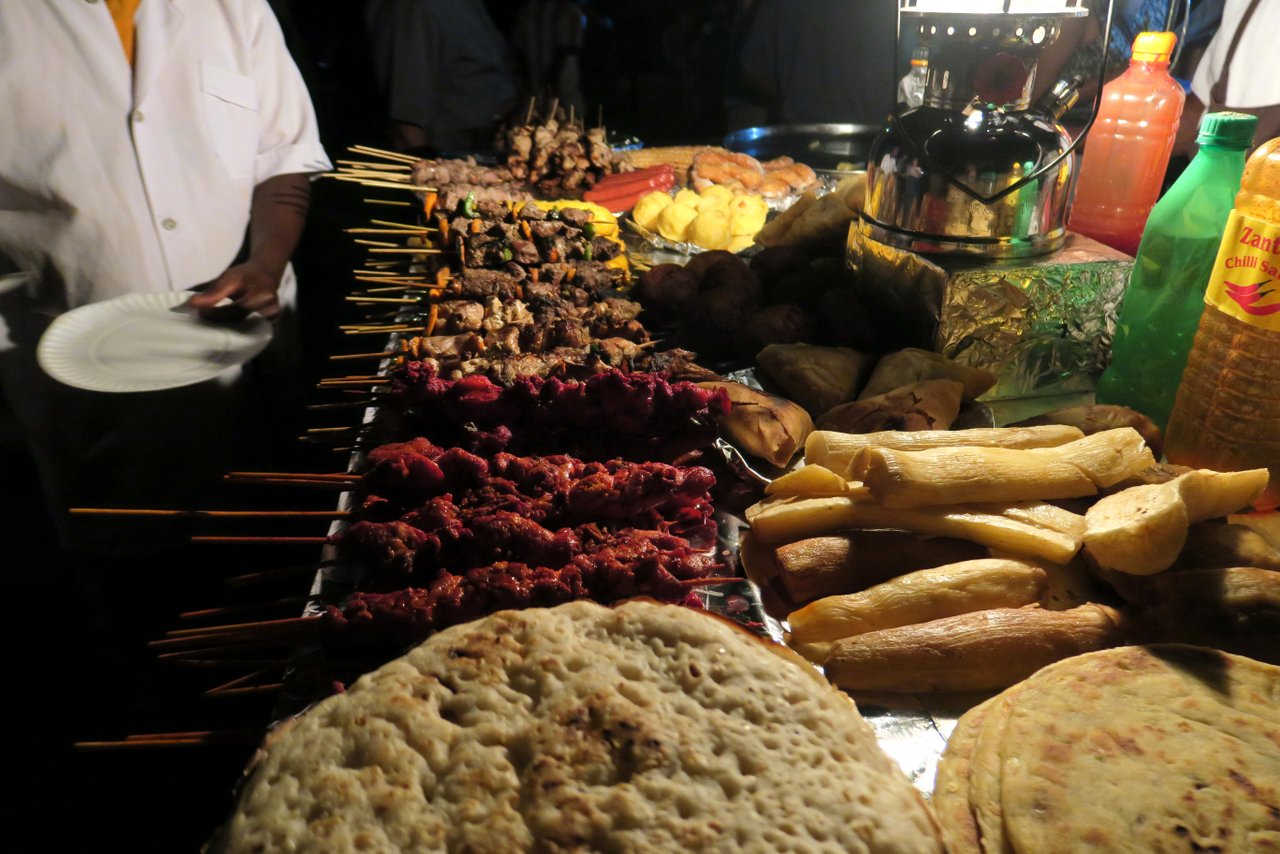 cosa fare a stone town. street food