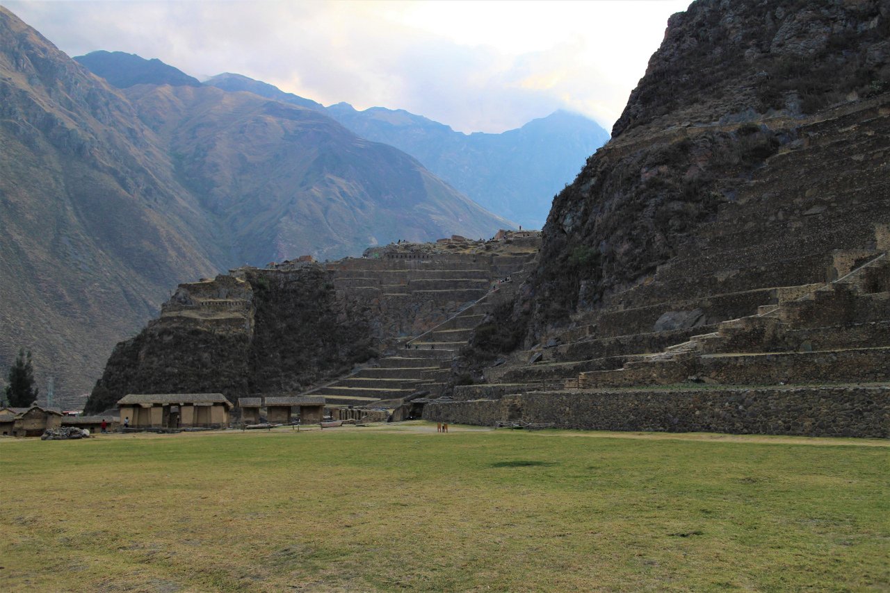 tour della valle sacra: ollantaytambo